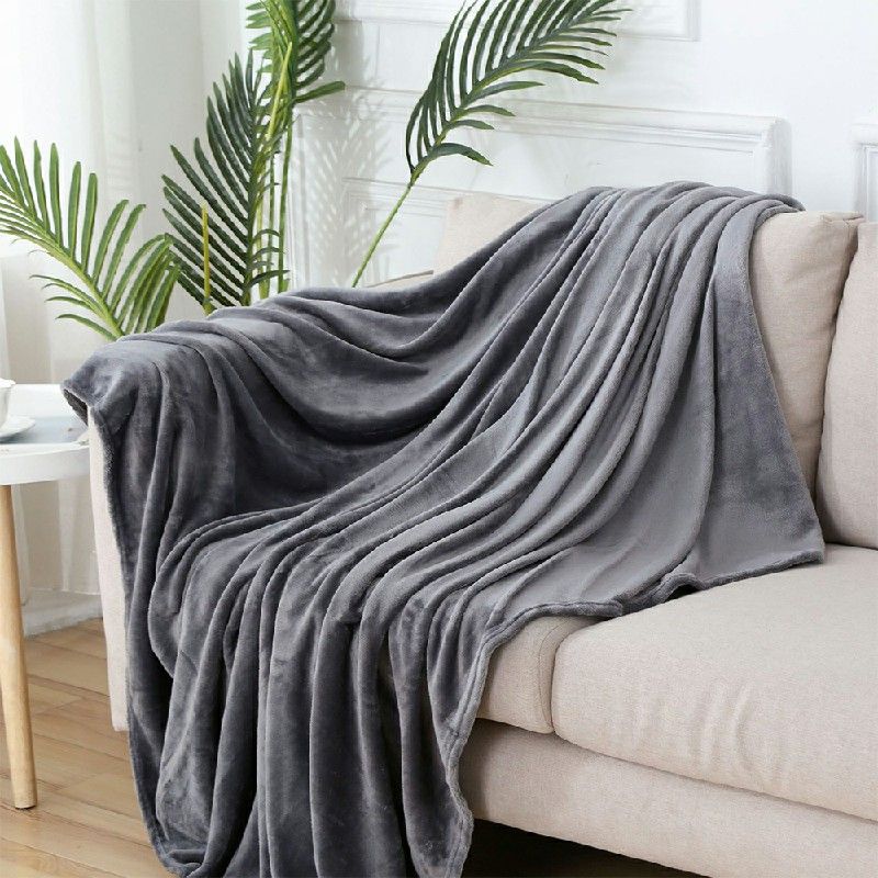Large Fleece Throw, Dark Grey